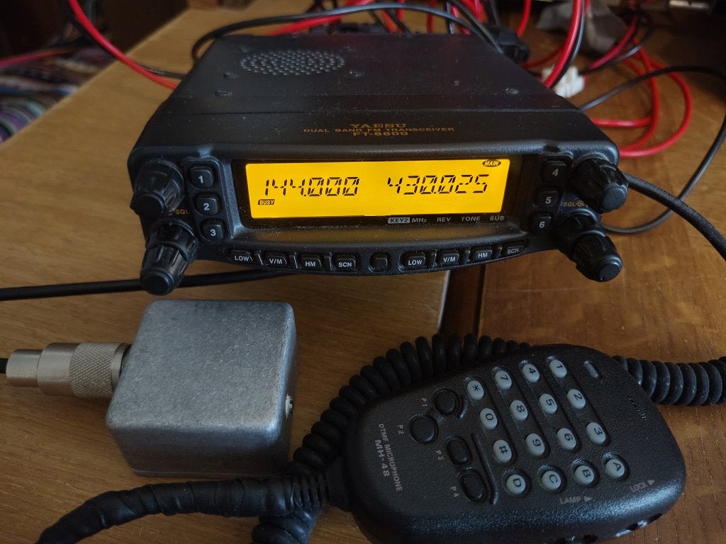 Yaesu FT-8800 dual band transceiver, Télécoms, Émetteurs & Récepteurs, Comme neuf, Émetteur et Récepteur, Enlèvement ou Envoi