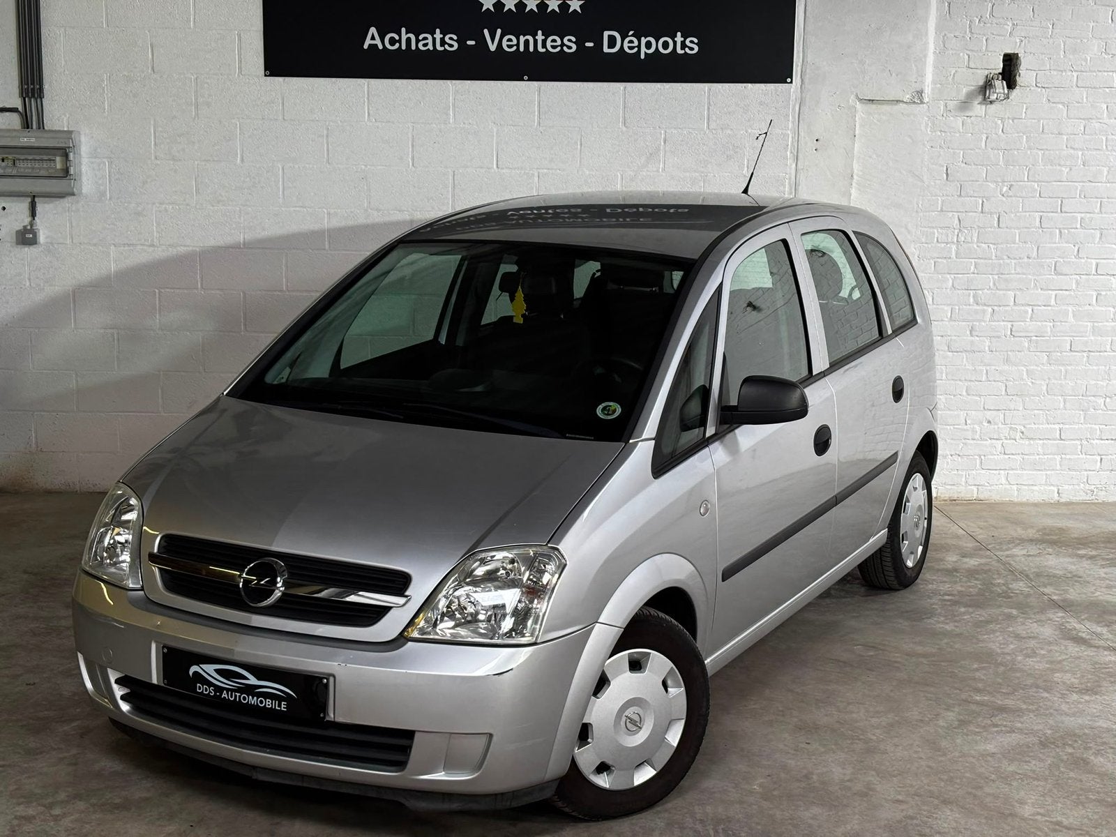 ***Opel Meriva 12 maanden garantie, Auto's, Dealer onderhouden, Zwart, 4 cilinders, https://public.car-pass.be/vhr/d2e52ff0-93bc-4997-a4f0-a4fca051c54e