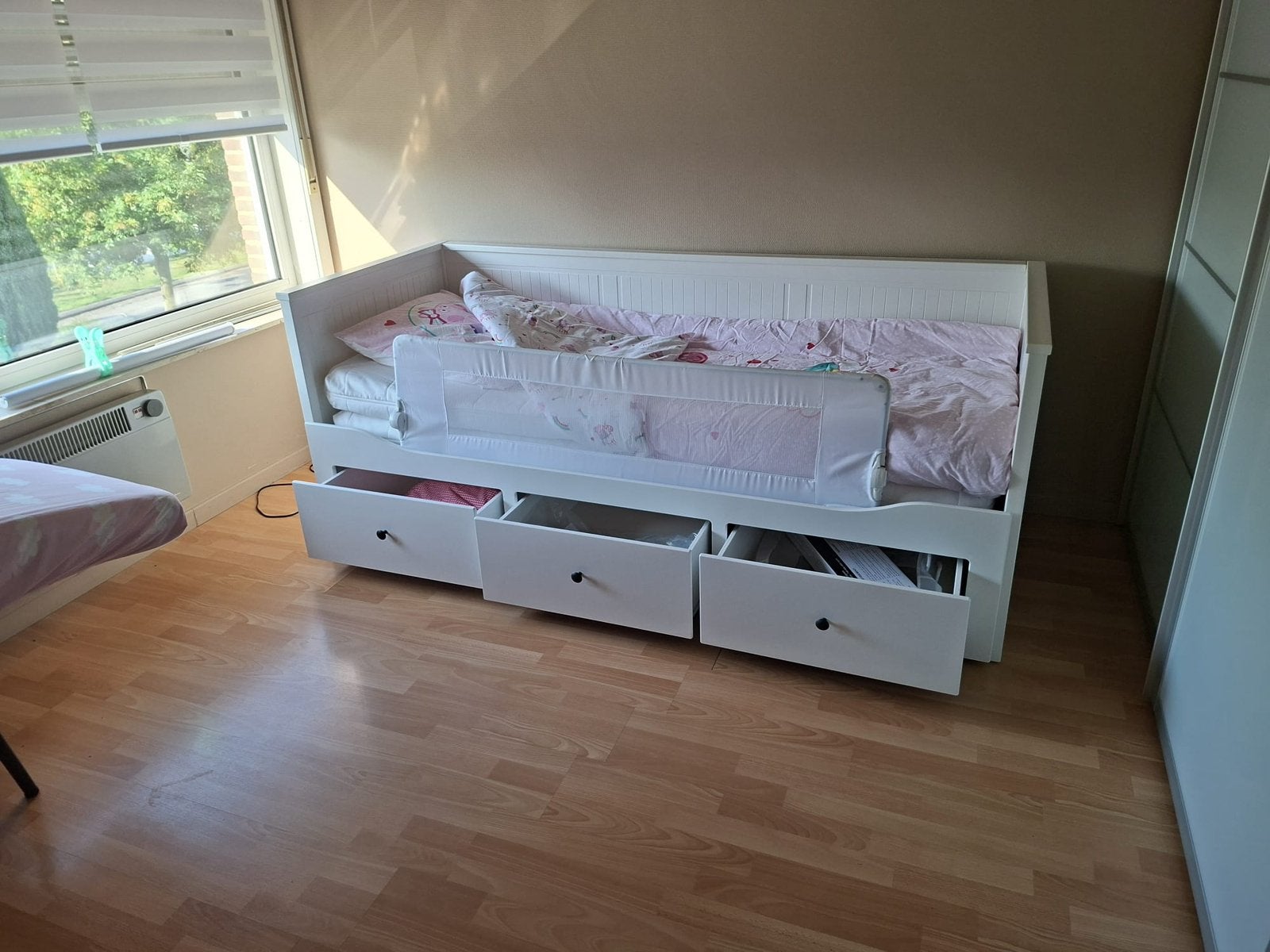 1 persoonsbed met extra bedlade en matras, Ophalen, Zo goed als nieuw, Eenpersoons, Matras