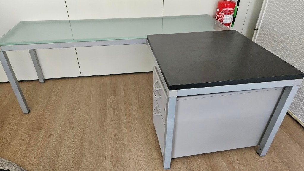 Bureau en verre avec retour, Huis en Inrichting, Bureaus, Gebruikt, Glas, Zwart, Ophalen
