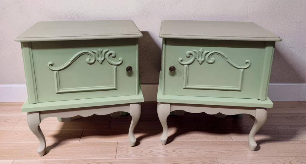 Paire de tables de chevet rénovées, Enlèvement, Comme neuf, 45 à 65 cm, Moins de 55 cm