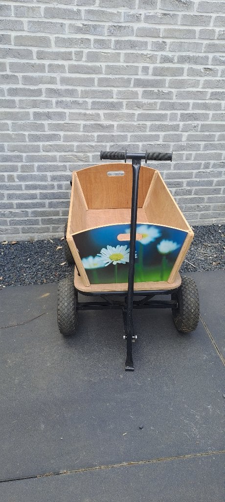 Stevige houten bolderkar, Enlèvement, Utilisé