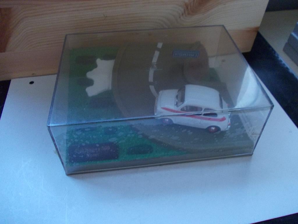 Diorama Fiat 500, 2 stuks, Ophalen of Verzenden, Nieuw, Auto, Overige merken