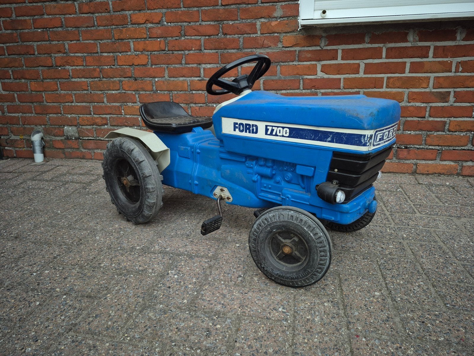 traptractor ford 7700, Ophalen