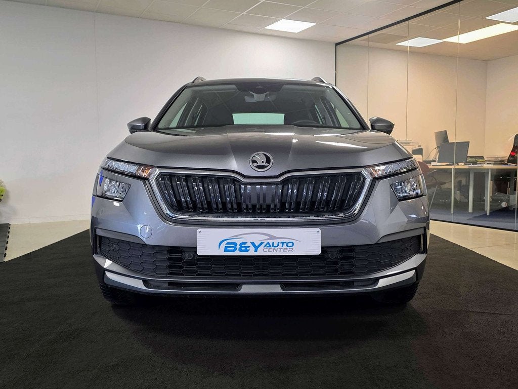 Skoda Kamiq 1.0 TSI Ambition * 36,249 km * (bj 2022), Auto's, Voorwielaandrijving, Stof, Gebruikt, Bedrijf