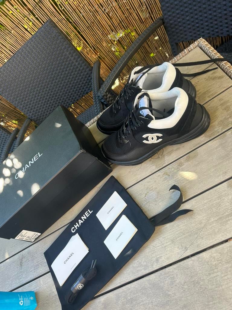 Chanel Sneakers zwart nieuw! Maat 42, Ophalen of Verzenden, Zwart, Sneakers