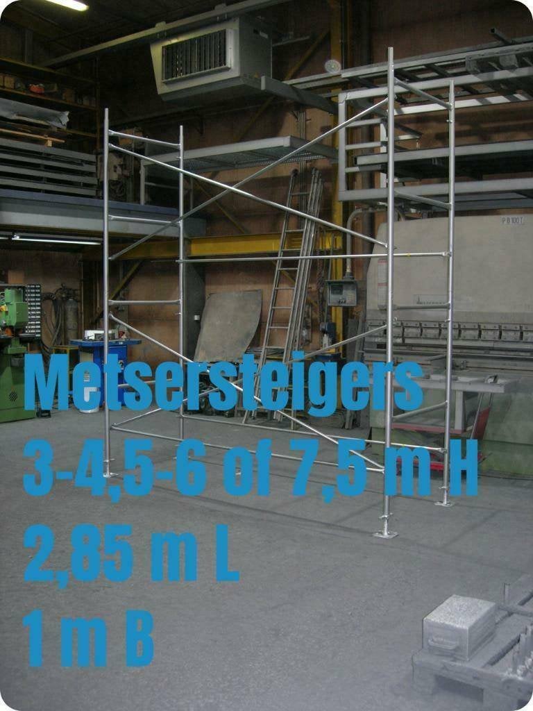 Metsersteigers 3 tot 7,5 m hoog - kaders 1m breed - stelling, Ophalen, Nieuw