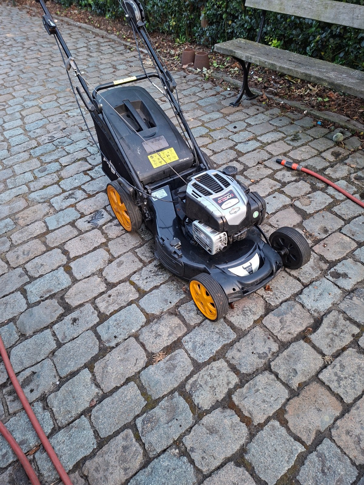 Movox grasmaaier 51 cm briggs &stratton moter, Jardin & Terrasse, Tondeuses à gazon, Tondeuse rotative, Fonction de mulching, Movox