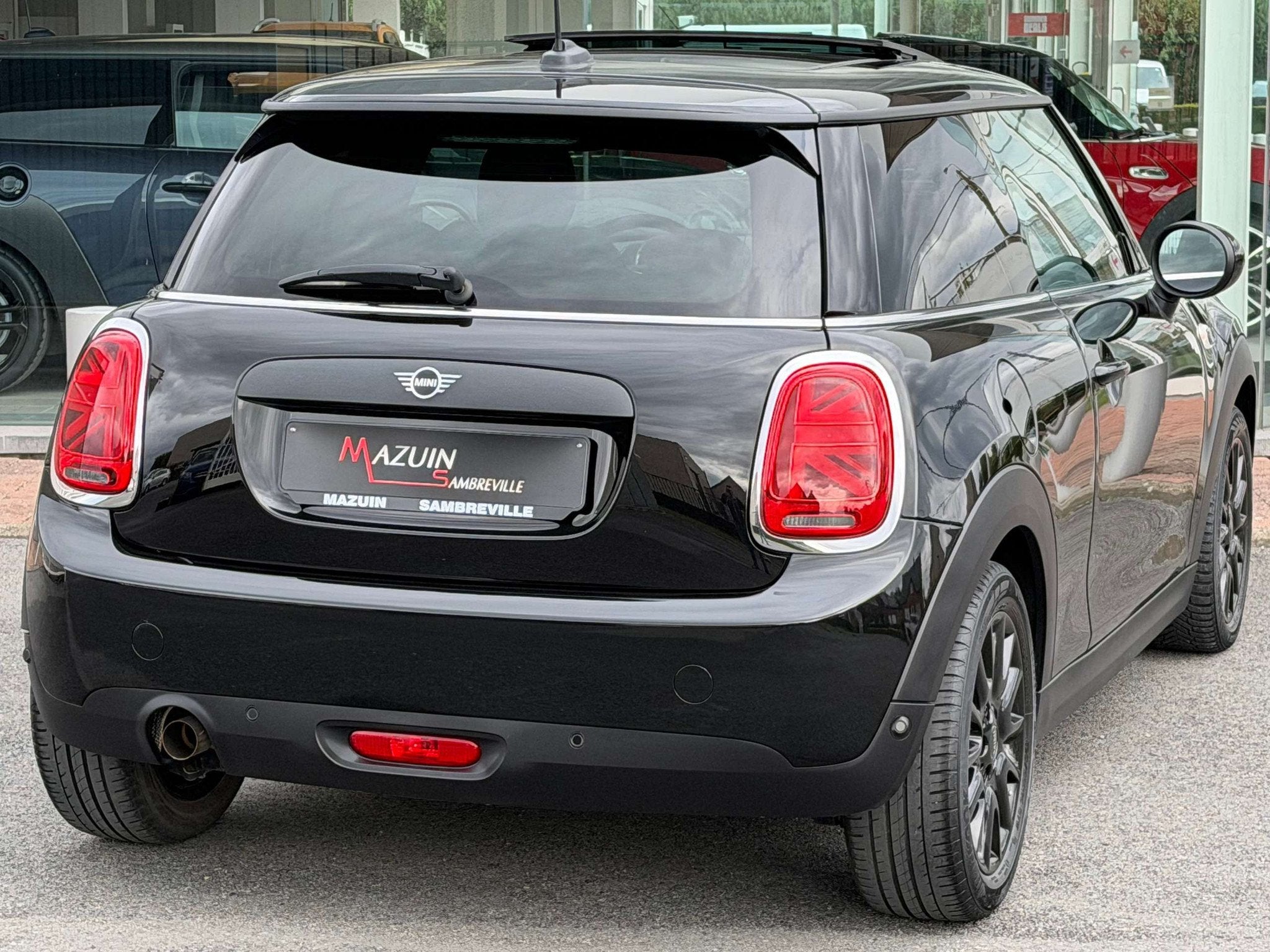 MINI One 1.5 * 102 Cv * CarPlay * Toit Ouvrant * Garantie 1a, Autos, 75 kW, Achat, Euro 6, Entreprise