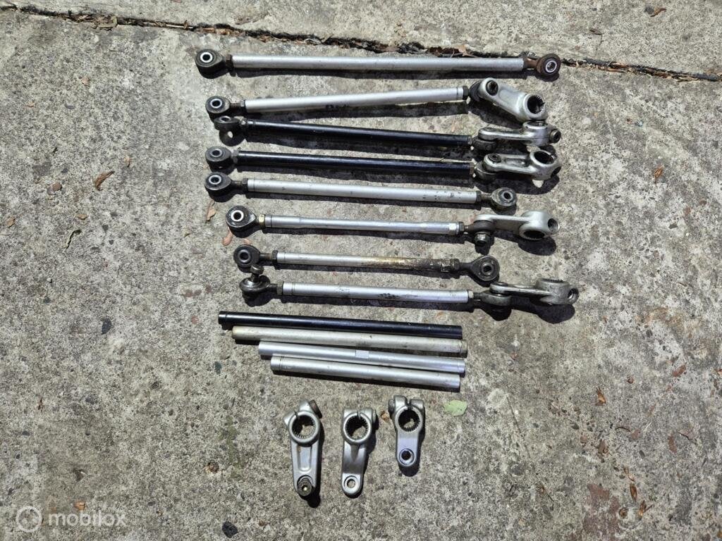 Schakelstang schakelas asje 851 888 Monster SS 748 916 996, Gebruikt, Factorystore.service@ducati.com, Ophalen of Verzenden, Via Antonio Cavalieri Ducati, 74/5, 74/6, 40132 Bologna BO