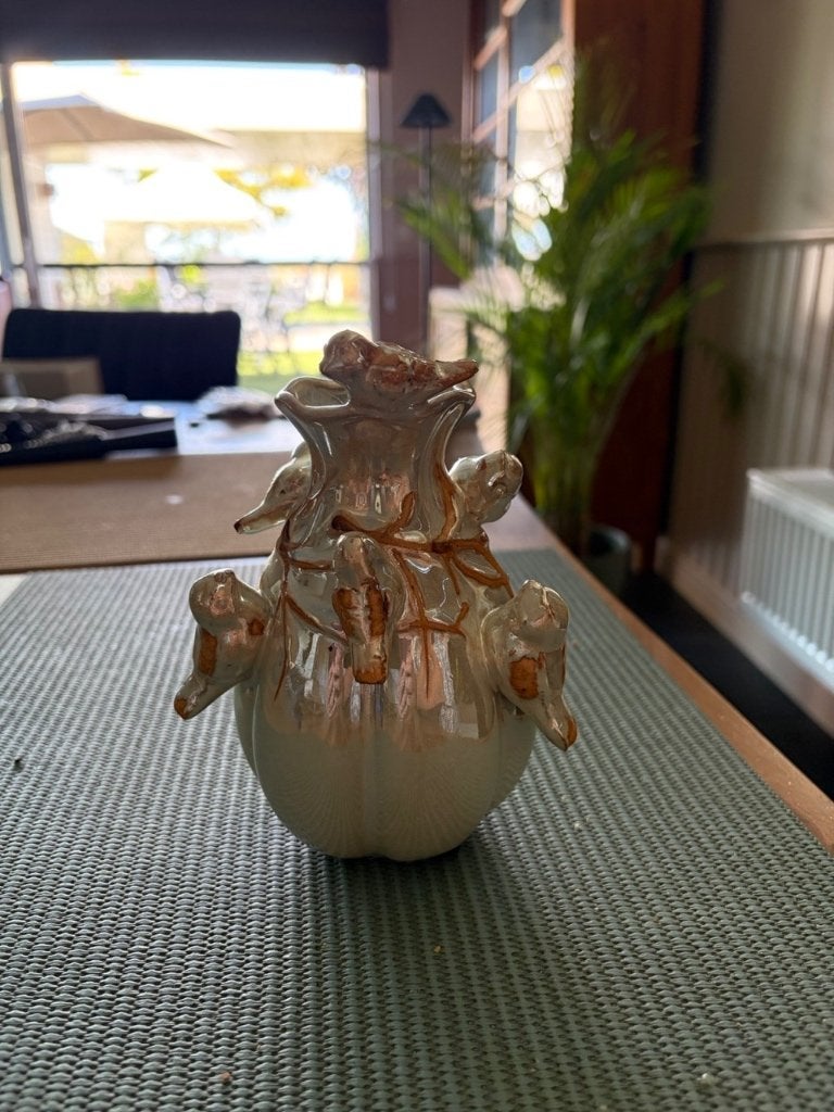 Mooi vaasje met vogeltjes, Huis en Inrichting, Woonaccessoires | Vazen, Handgemaakt, Meerkleurig, 16 cm, Ophalen of Verzenden