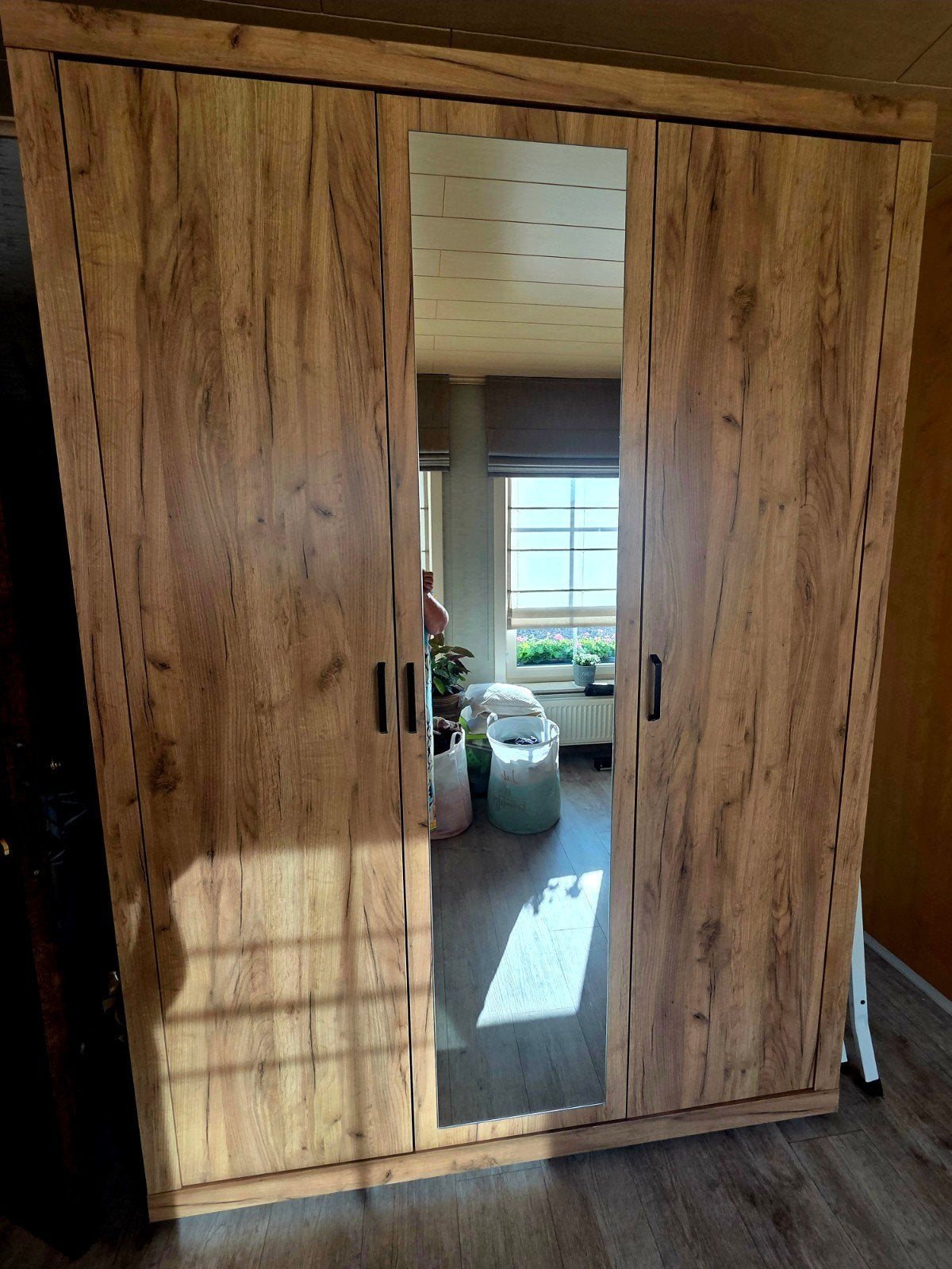 Houten kast, Ophalen