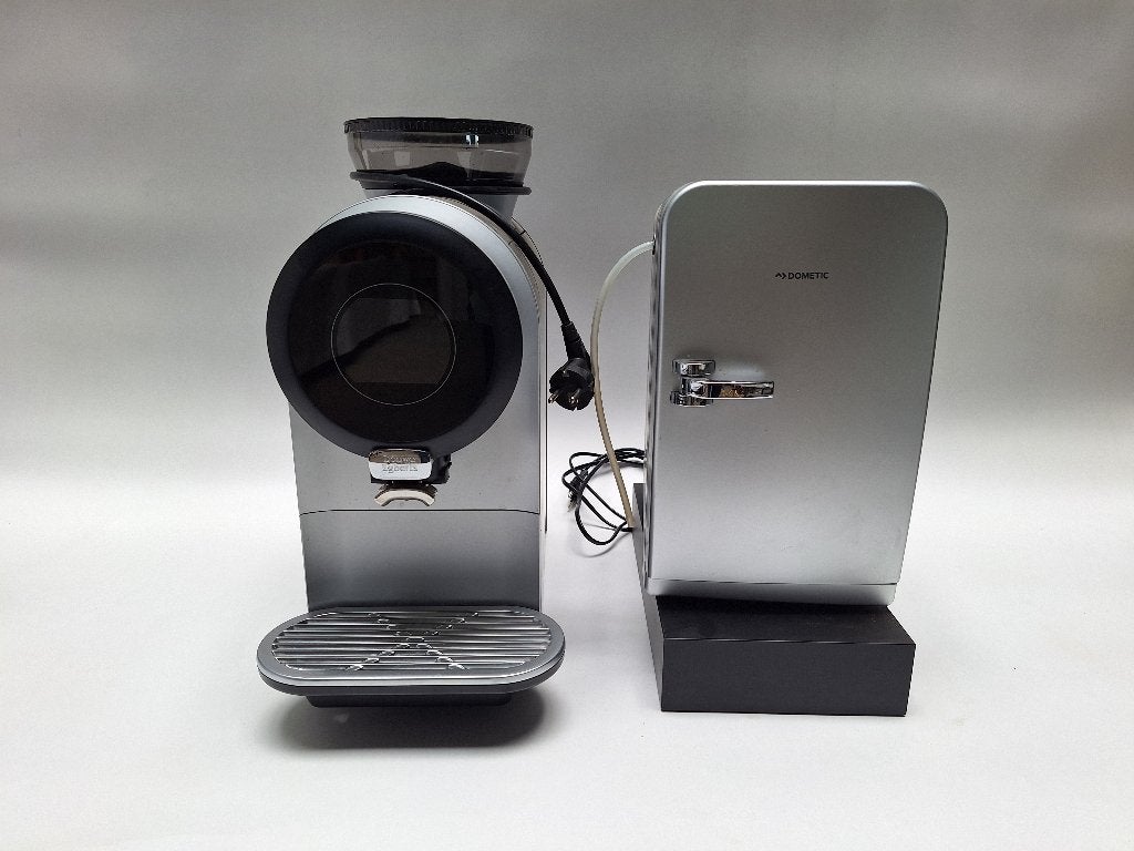 Douwe Egberts  Espressomachine + Dometic Melkkoeler, Electroménager, Accessoires de machine à café, Enlèvement, Comme neuf, Douwe Egberts