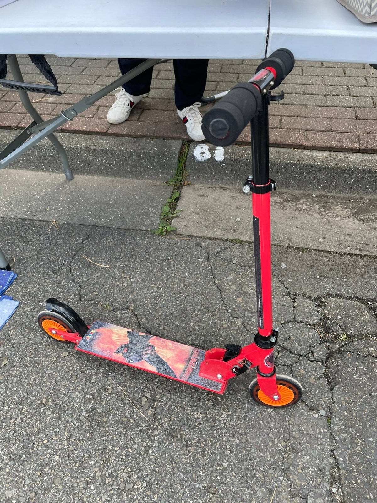 Trottinette « Dragons », Ophalen, Zo goed als nieuw
