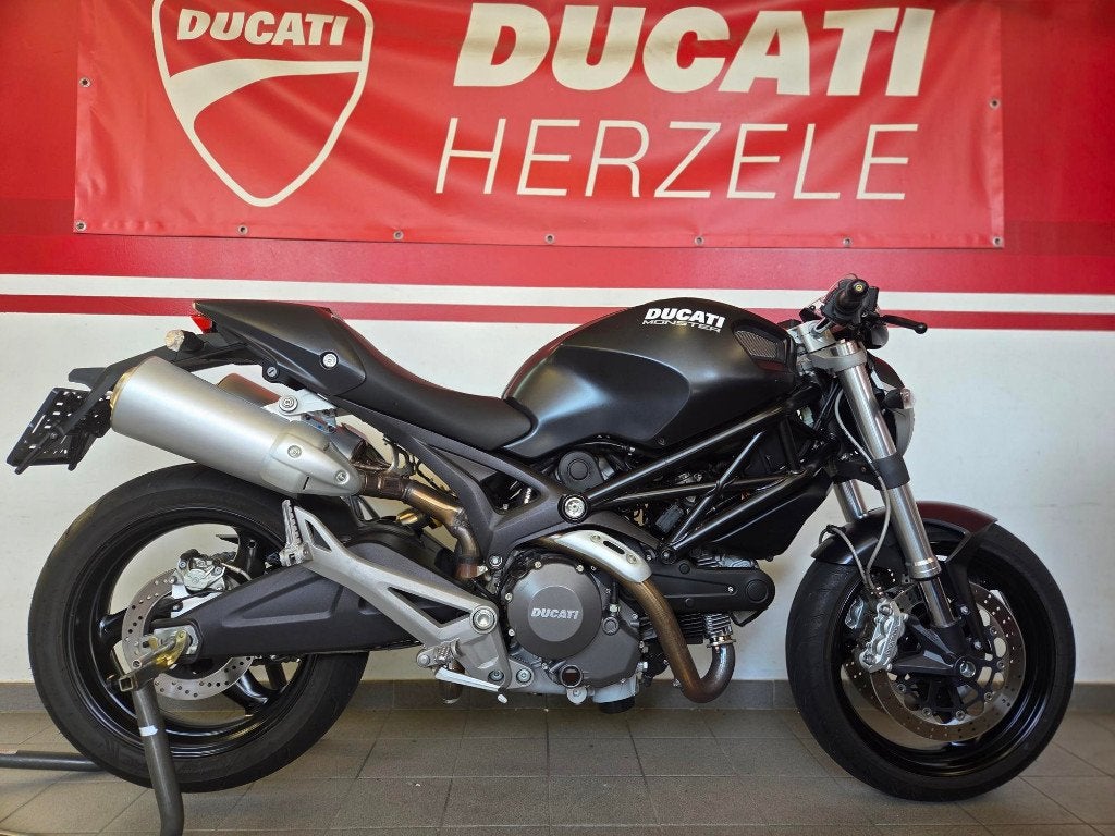 Monster 696, 2 cilinders, Motorrijbewijs A, Sport, Meer dan 35 kW