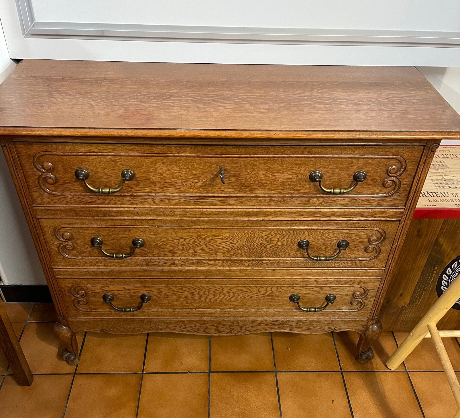 Vintage commode, 3 schoven, 3 ou 4 tiroirs, 25 à 50 cm, Moins de 100 cm, Enlèvement