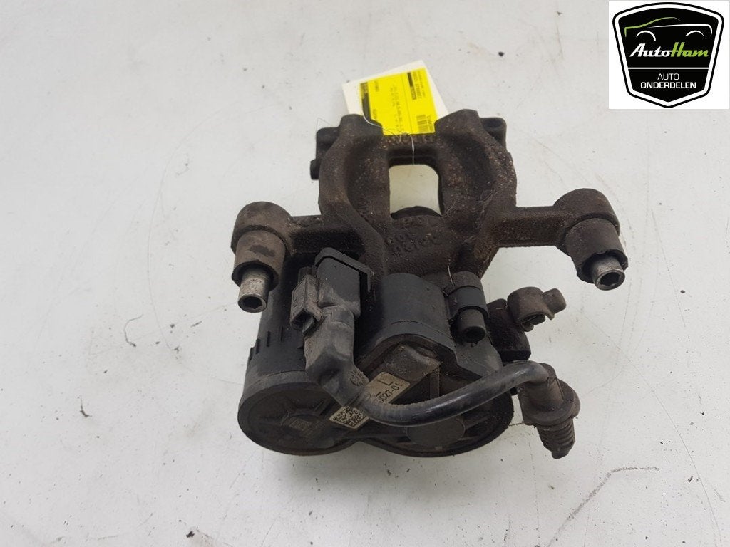 ETRIER DE FREIN ARRIÈRE GAUCHE X2 (F39) (|34206883033|), Utilisé, BMW, Petuelring 130
80809  München, DE, Bayerische Motoren Werke AG