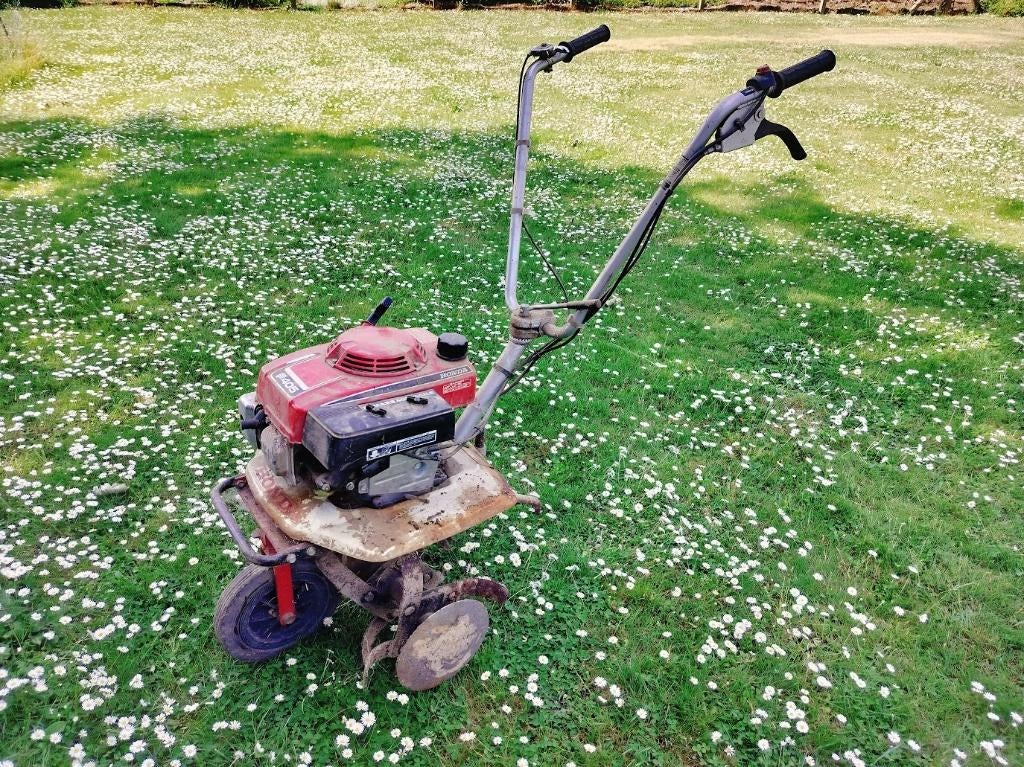 Frees honda, Honda, Enlèvement, Utilisé, Essence