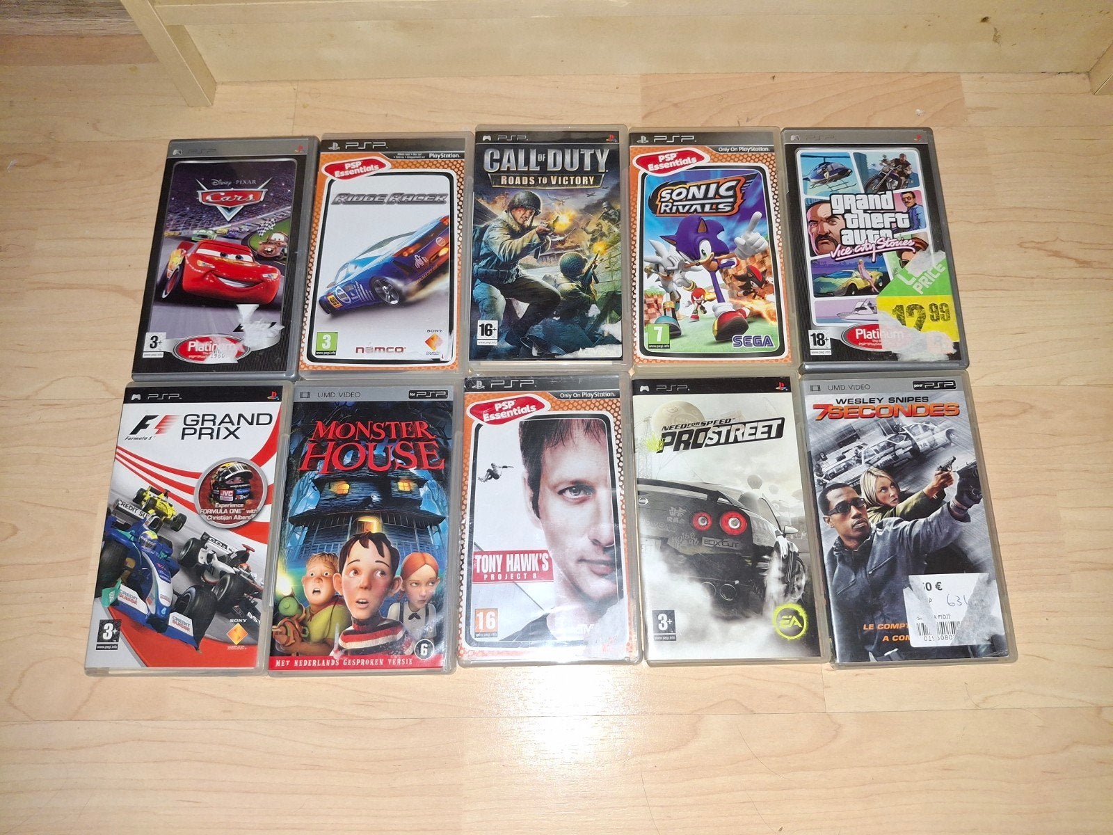 8 psp games en 2 films, Ophalen of Verzenden