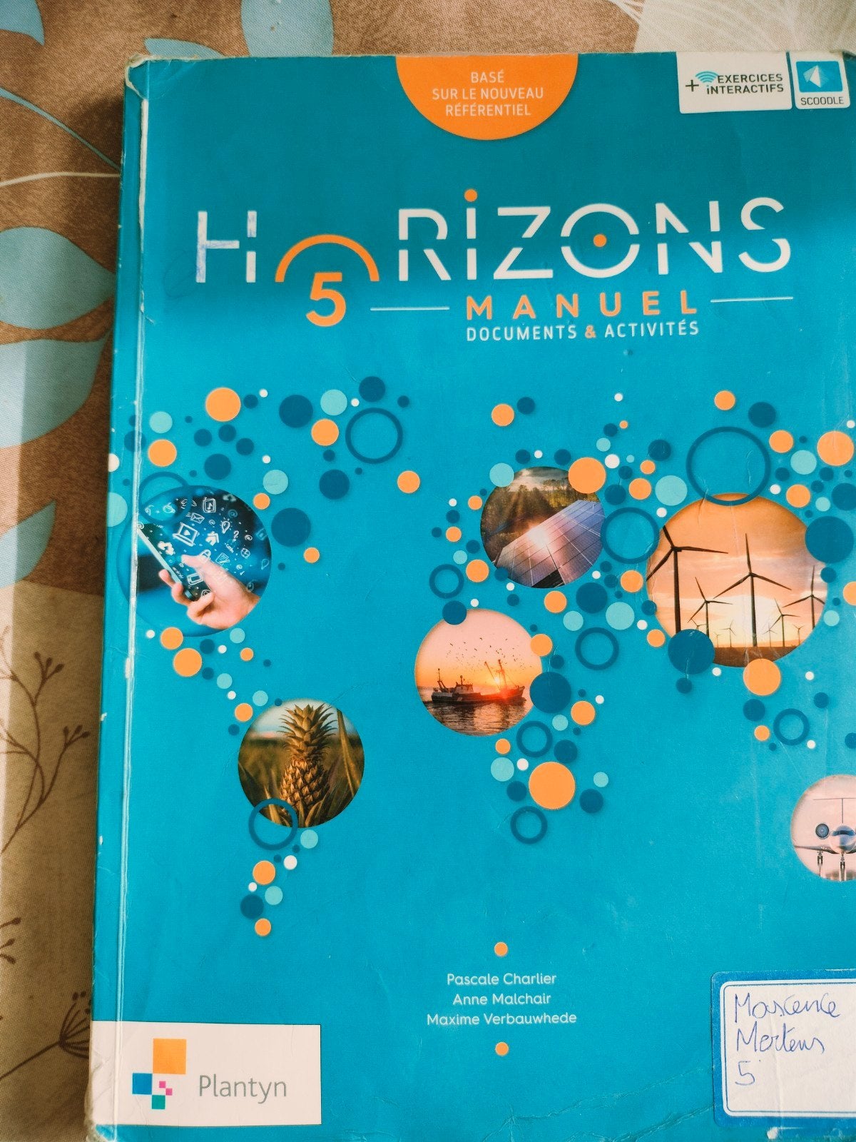 Horizons 5 , édition Plantyn , manuel documents et activités, Enlèvement, Secondaire, Géographie
