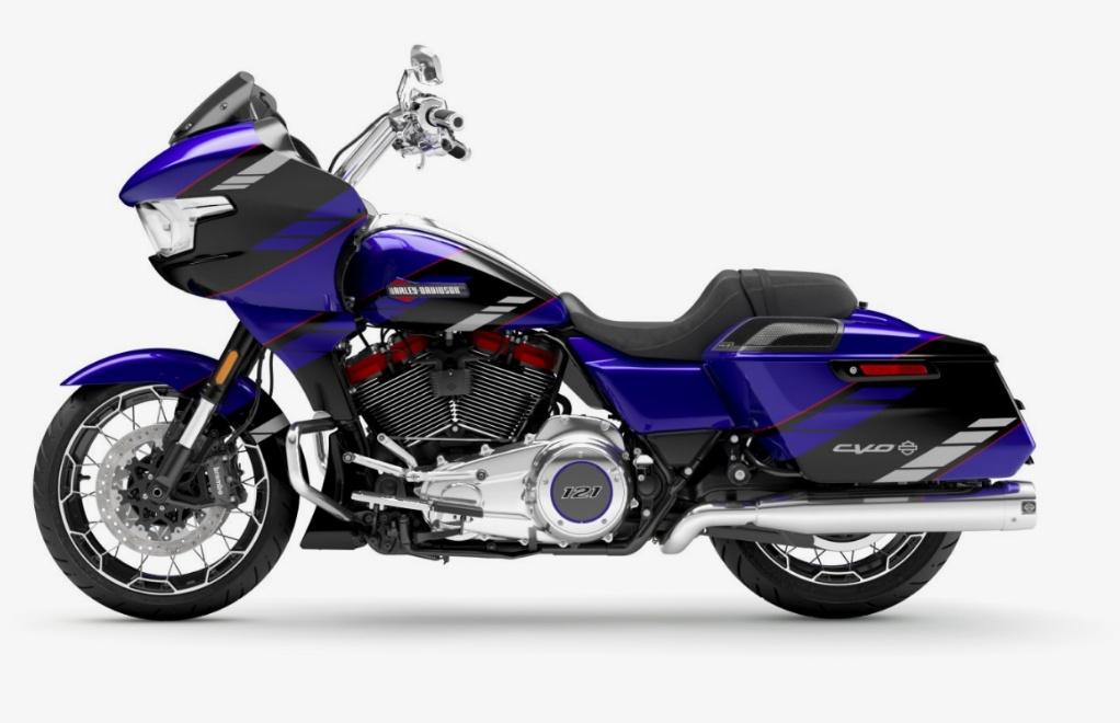 Harley-Davidson Tour ROAD GLIDE CVO BLUE STREAK, Motos, Contrôle de traction, 1983 cm³, Autre