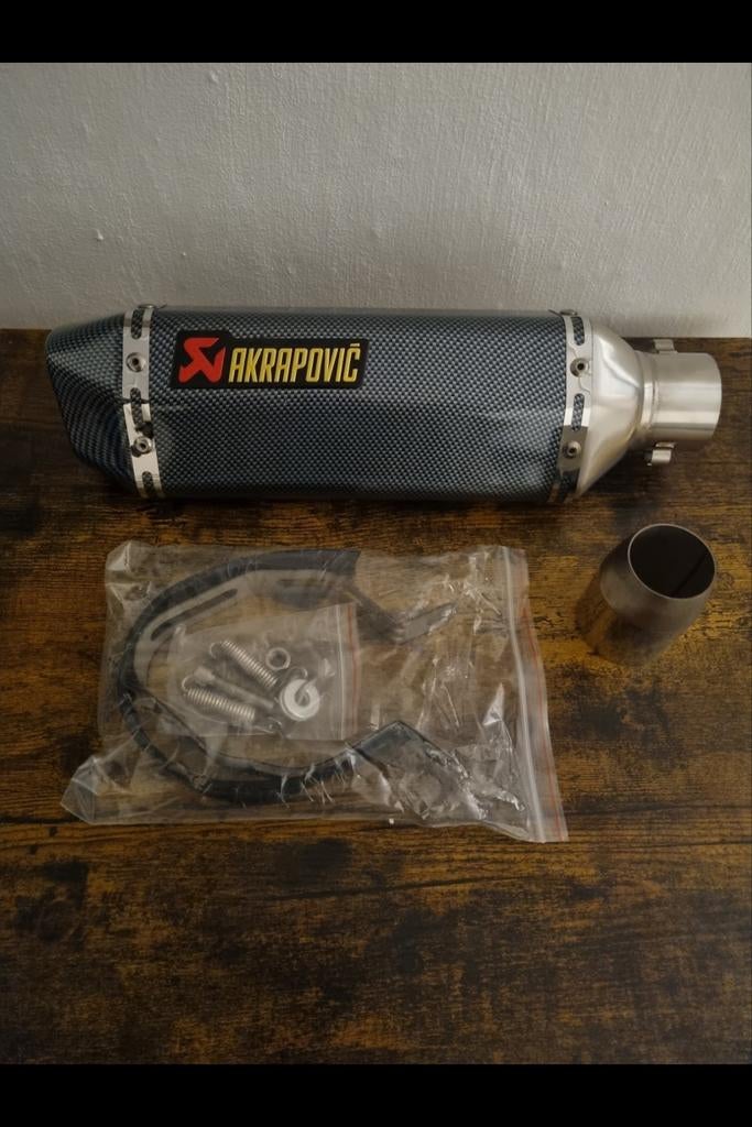 Akrapovic uitlaat/demper nieuw in doos, Motos, Envoi, Neuf