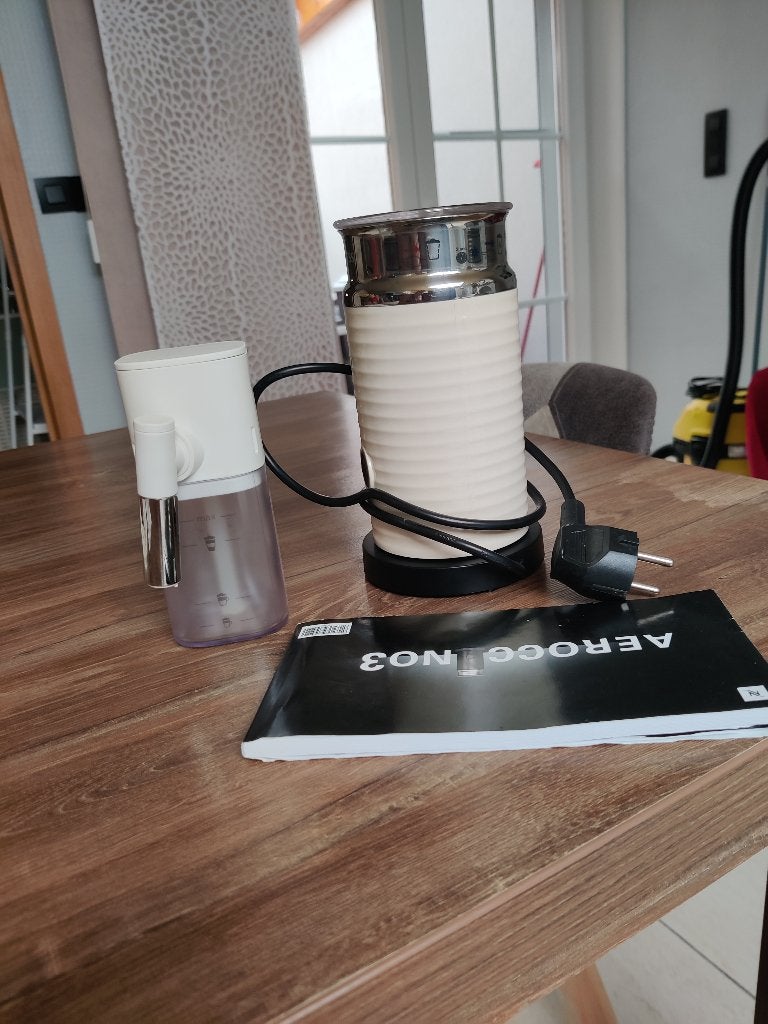 Aeroccino 3 Mousseur à lait Nespresso, Enlèvement, Comme neuf, Mousseur à lait électrique