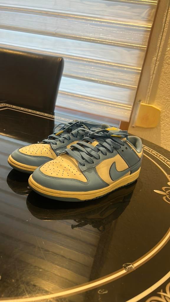 Nike dunks wit blauw maat 41 mooie conditie €50, Ophalen, Blauw, Zo goed als nieuw, Sneakers