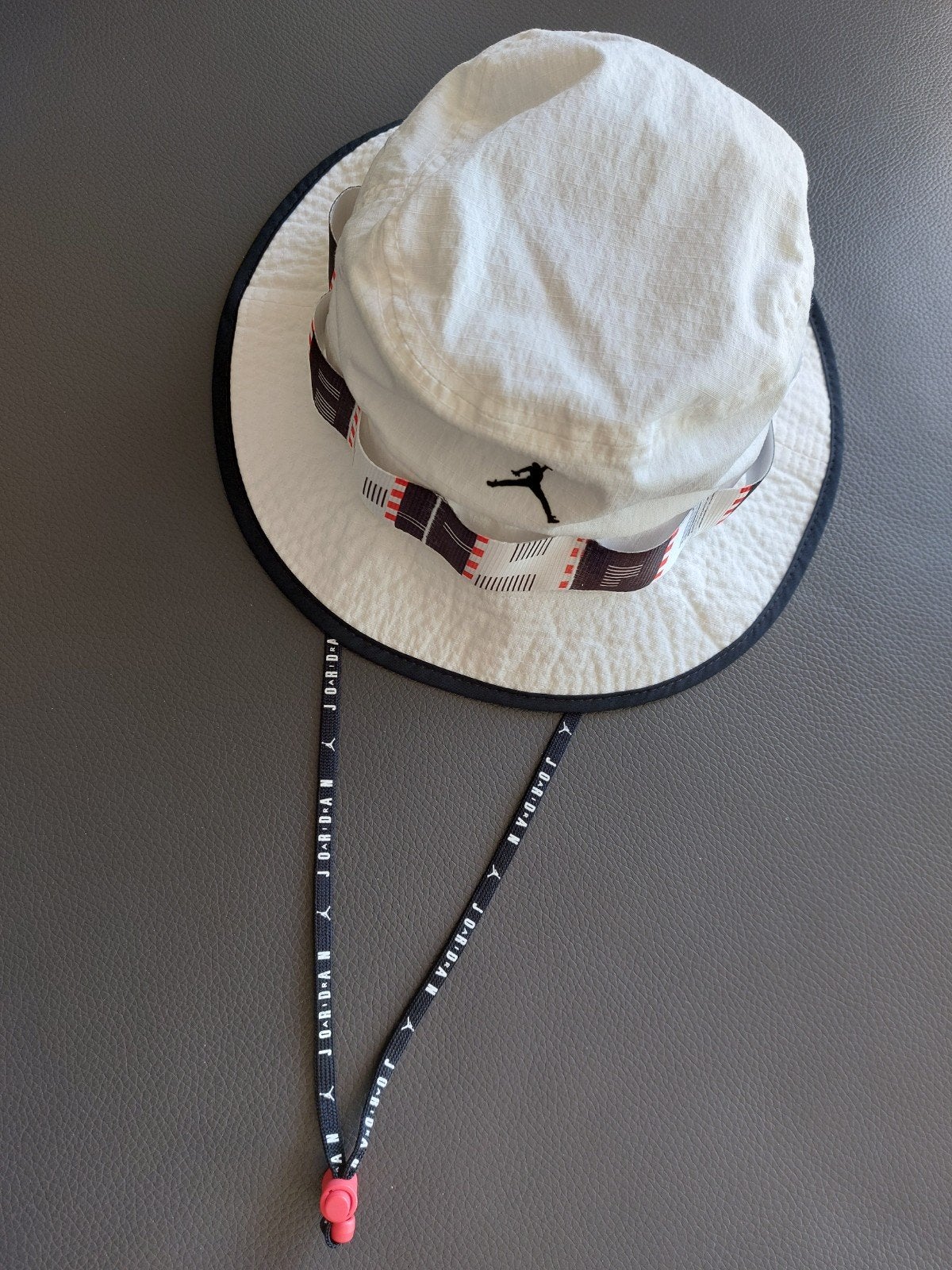 Chapeau / Bob Jordan en parfait état, Enlèvement, 57 cm (M, 7⅛ pouces) ou moins, Chapeau, Michael Jordan