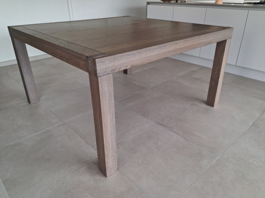 Massief eiken eettafel + 6 rotan stoelen, Ophalen, Gebruikt, Vijf personen of meer, 100 tot 150 cm