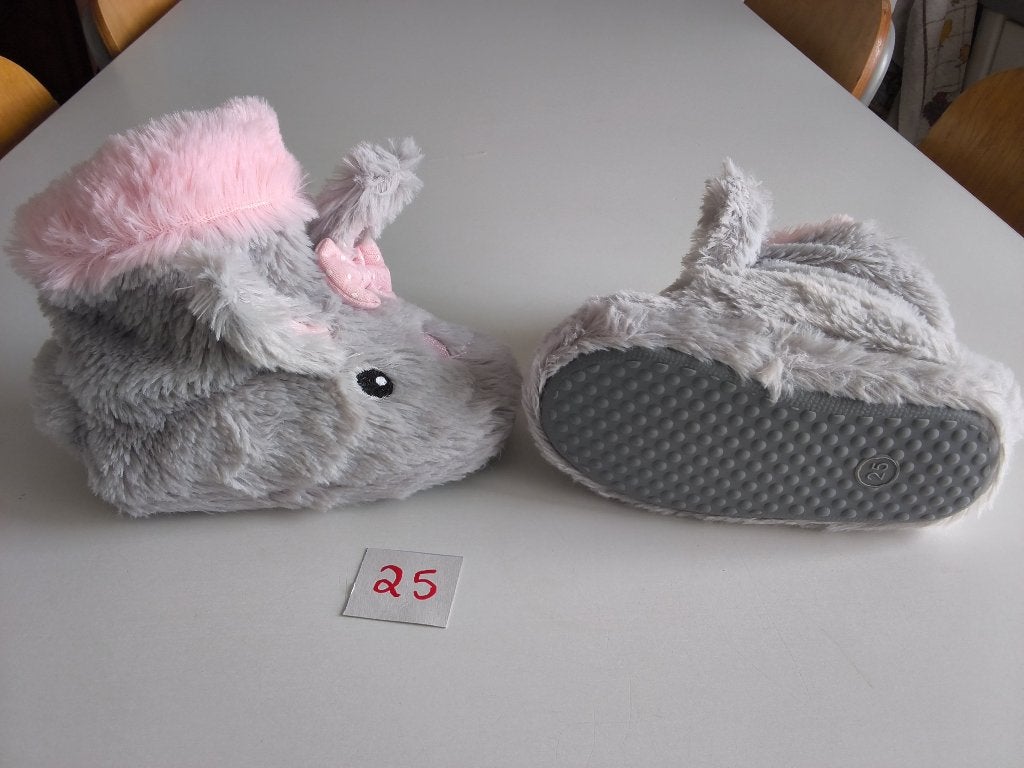 Chaussons d’intérieur enfants - MINI GIRLS /Pt.25/ NEUF, Garçon ou Fille, Enlèvement ou Envoi, Comme neuf, MINI GIRLS