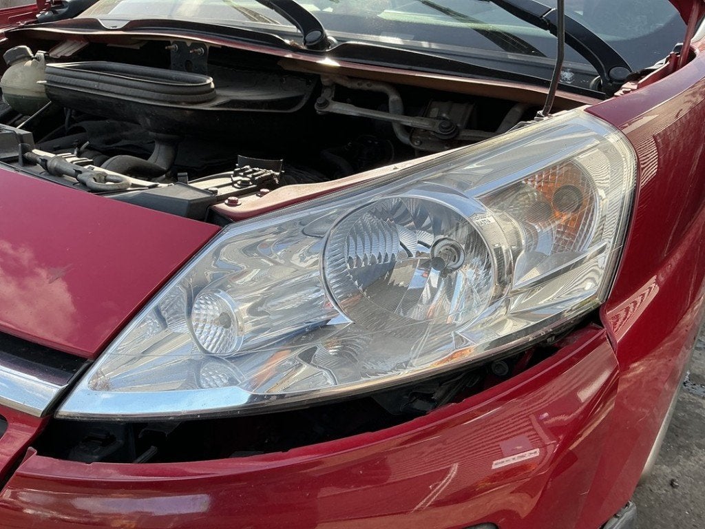KOPLAMP LINKS Toyota ProAce (MDX) (|1401368180|SU001A1268|), Gebruikt, Kundenbetreuung@toyota.de, Toyota, Toyota-Allee 2
50858  Köln, DE