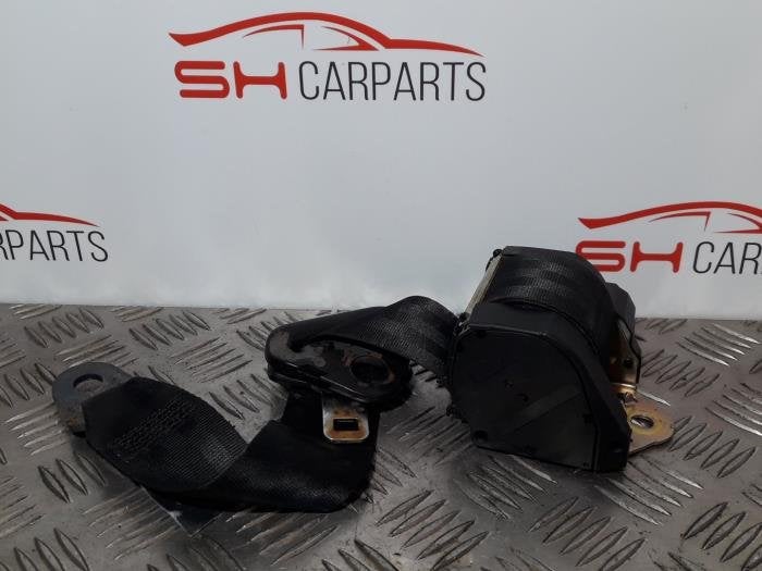 Ceinture de sécurité arrière droite d'un Nissan Micra, Autos : Pièces & Accessoires, Habitacle & Garnissage, Nissan, Utilisé, 3 mois de garantie