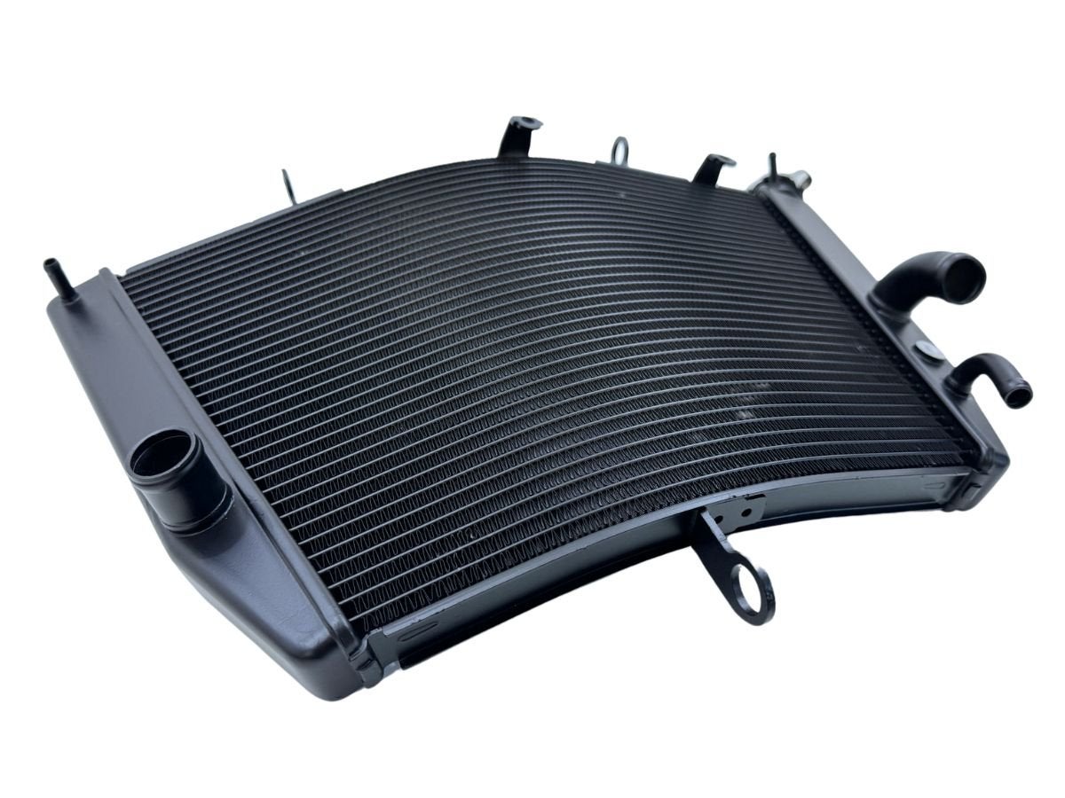 RADIATEUR EAU Suzuki GSX R 600 2006-2007 (GSXR600 K6 / K7), Motos, Dhr. S. di Majo, Neuf, Info@cama-motorparts.nl, P.J. Troelstraweg 8 8
3144 CX  MAASSLUIS, NL