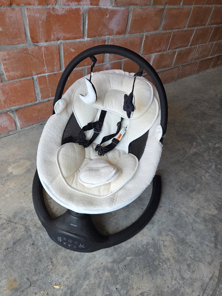 Luvion Elektrische Babyschommel, Kinderen en Baby's, Wipstoeltjes, Schommelstoel, Nieuw, Met gordel(s) of riempje(s), Ophalen