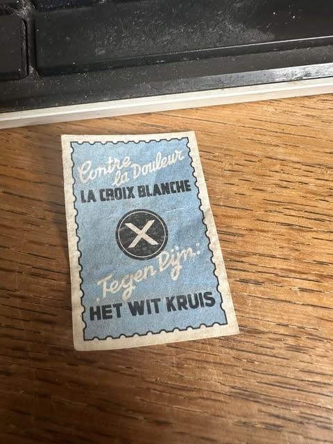 luciferdoos etiket label het wit kruis tegen pijn, Wit kruis, Ophalen of Verzenden, Luciferdoosjes of -merken, Info@witkruisp.ml