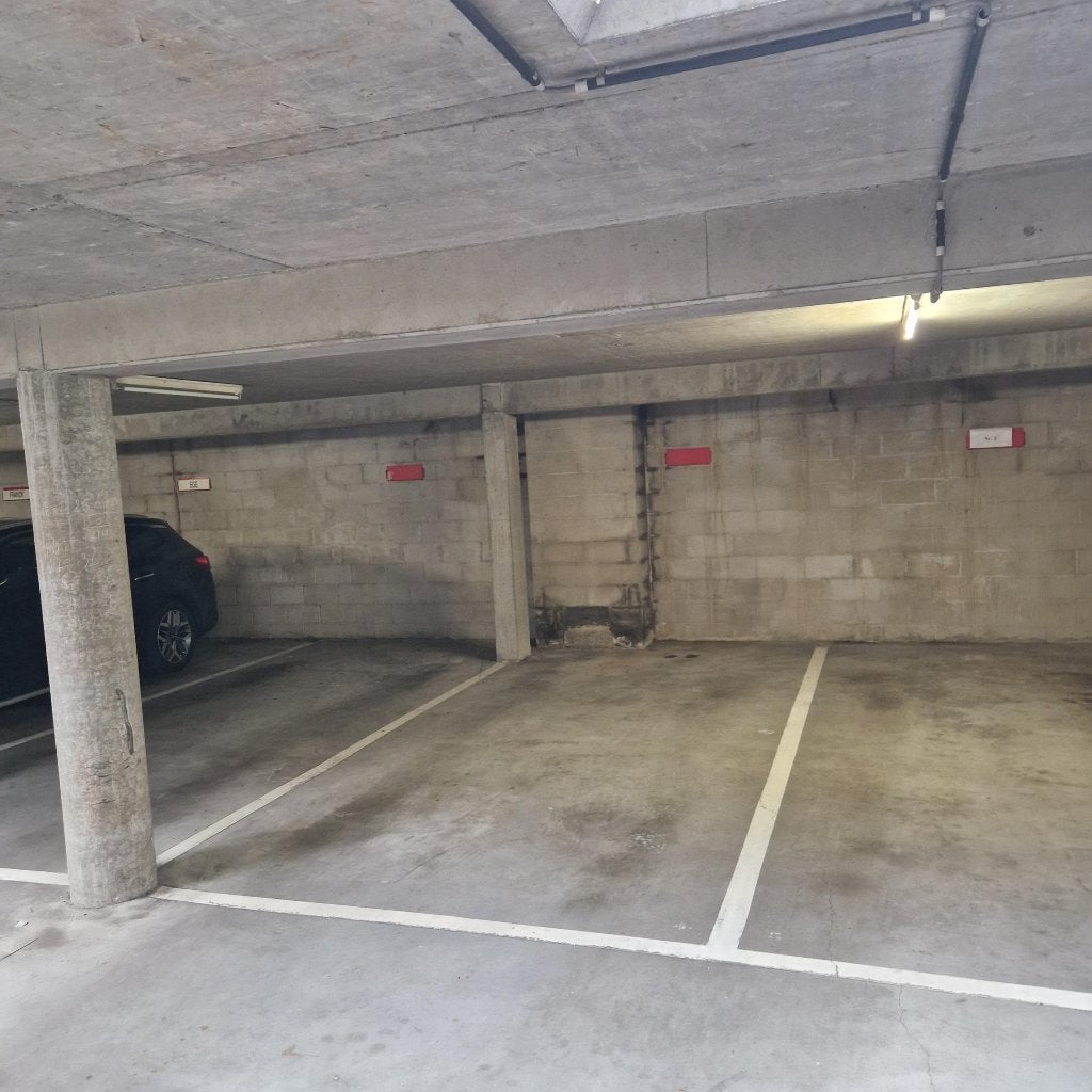 Place de parking , à louer ,quartier européen