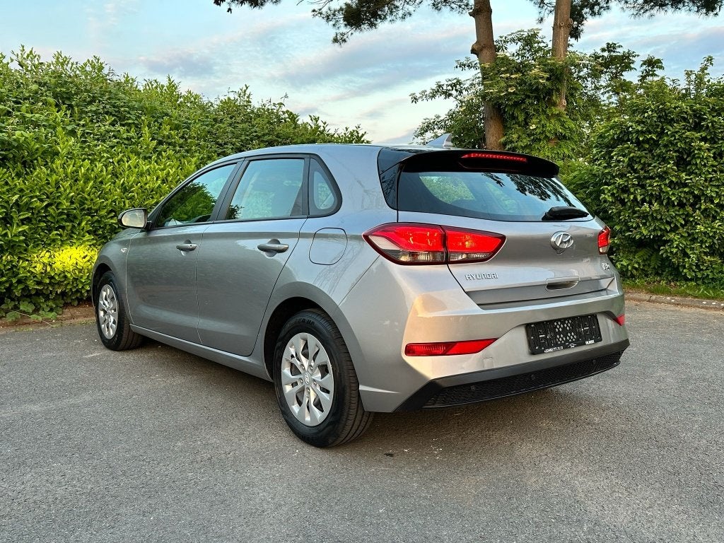Hyundai i30 1.5 Benzine 2021 Euro 6A Airco 83.000km LED, Auto's, Hyundai, Voorwielaandrijving, Stof, Euro 6, 4 cilinders