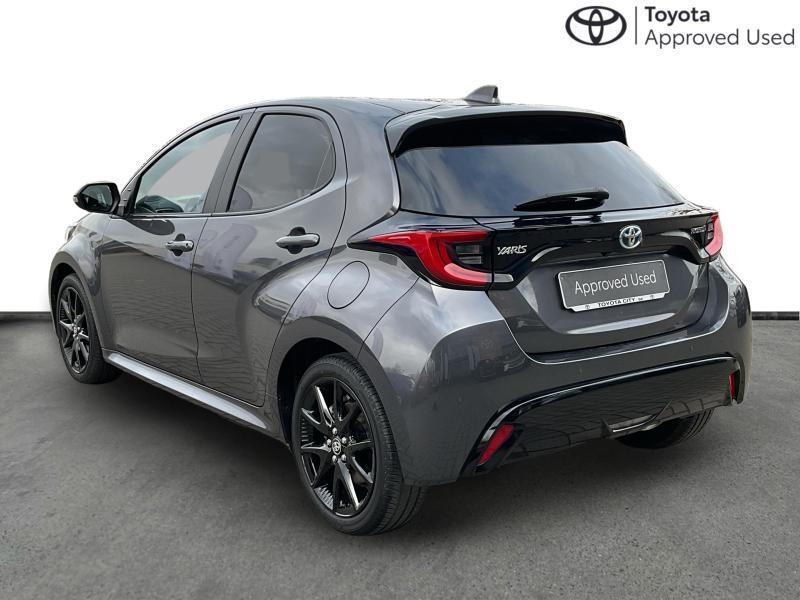 Toyota Yaris Style + JBL, Auto's, Automaat, 1490 cc, 5 deurs, Hybride Elektrisch/Benzine