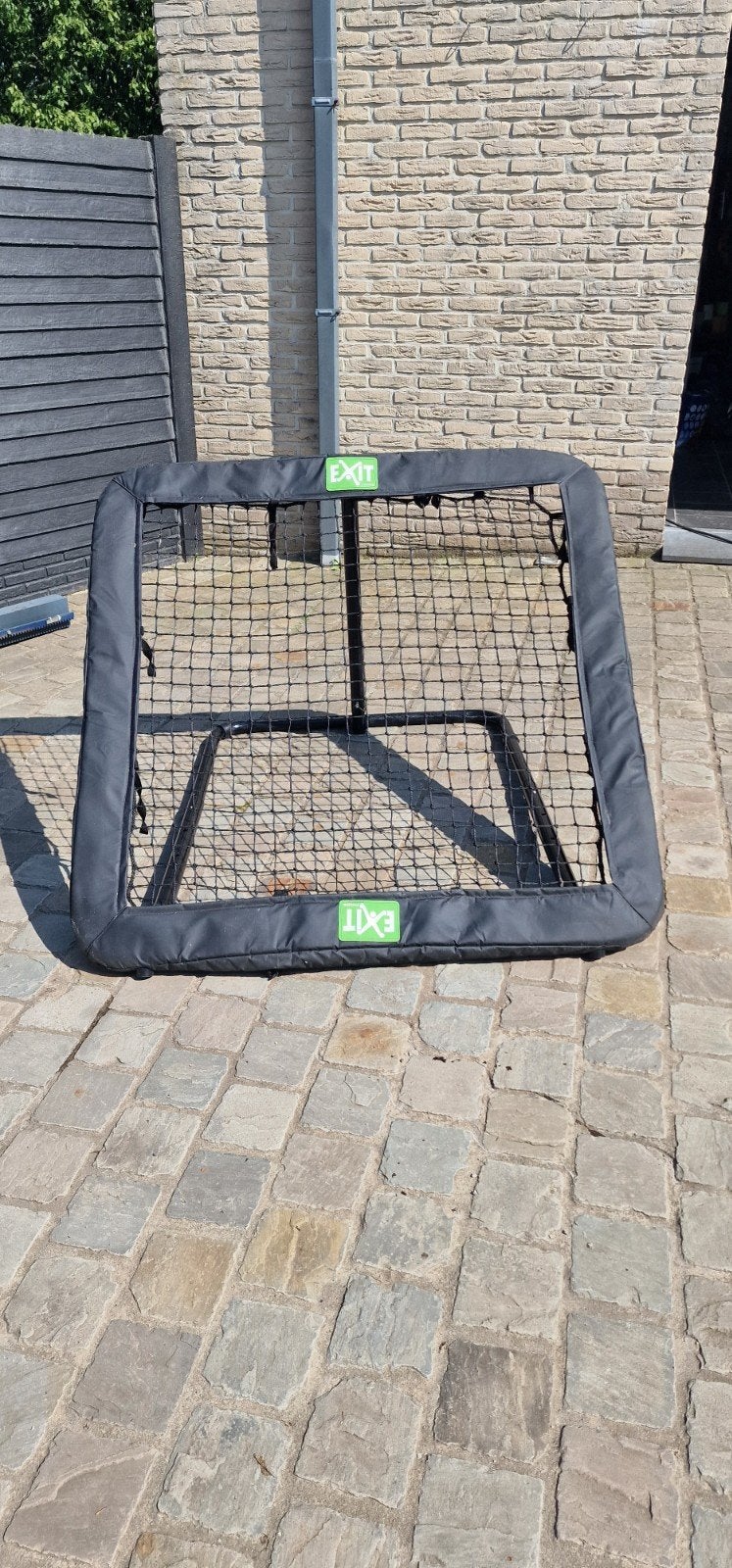 Bouncer - voetbal spelen, Ophalen