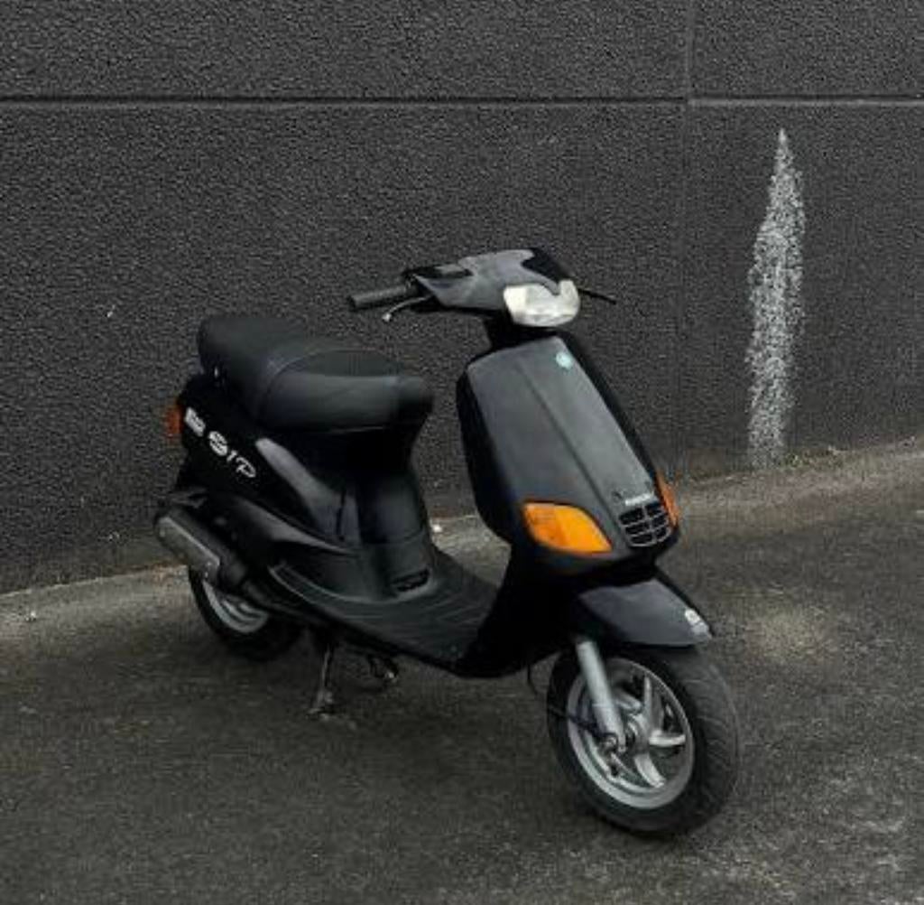 Scooter project GEZOCHT, Fietsen en Brommers, Ophalen, Zo goed als nieuw