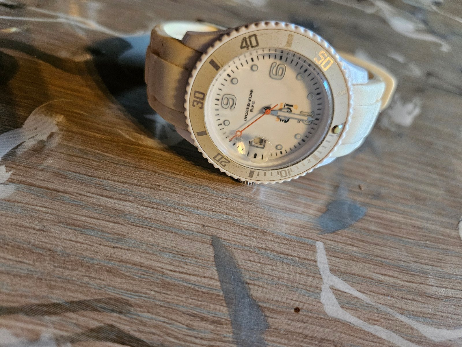 Ice watch blanche, Enlèvement, Utilisé, Montre-bracelet