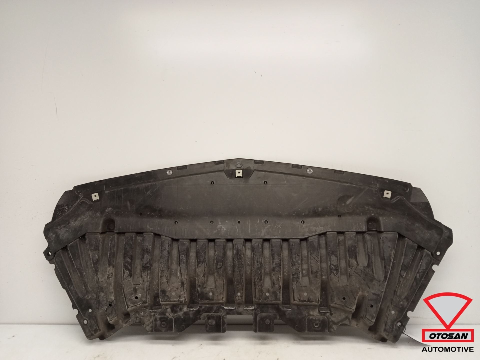 Panneau de plancher de soubassement pour Mercedes S Coup A21, Mercedes-Benz AG, Mercedes-Benz, Utilisé, Mercedesstrasse 120
70372  Stuttgart, DE