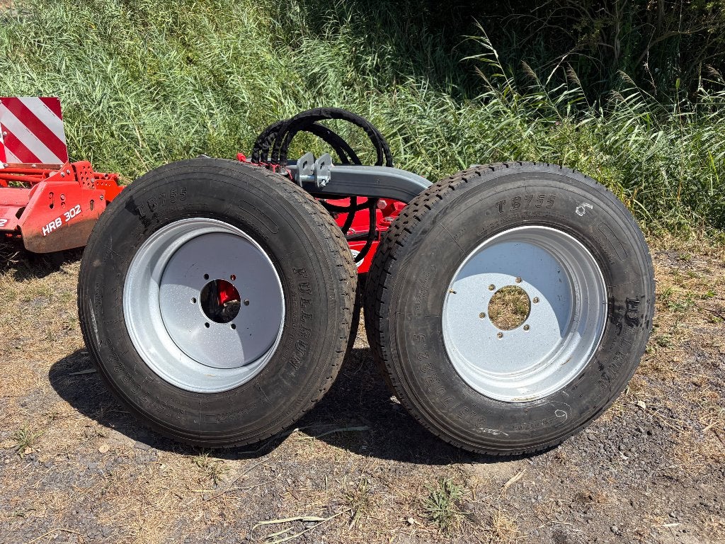 Roues agricoles Record 315/70 x R22.5, Enlèvement