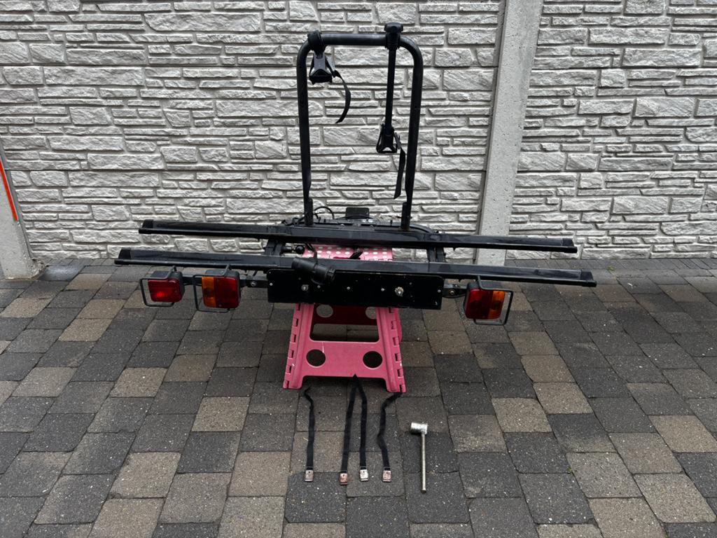 Fietsendrager, Ophalen, Gebruikt, 2 fietsen, Trekhaakdrager
