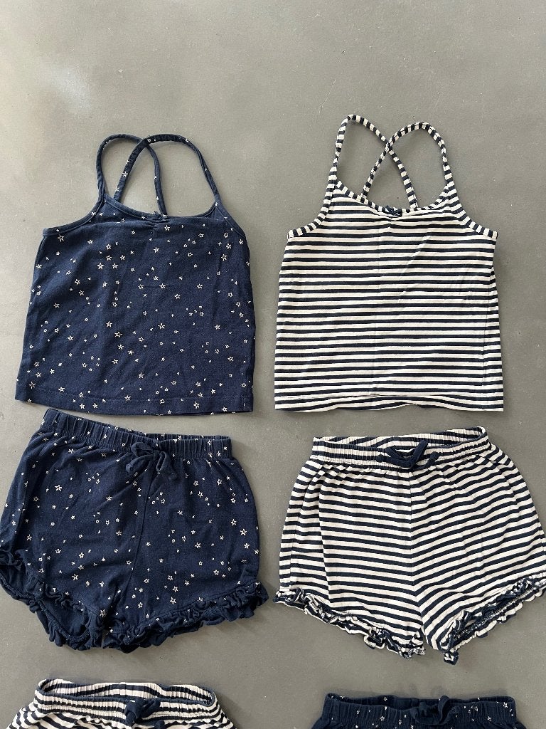 zacht pyjama setje van 2, Kinderen en Baby's, Kinderkleding | Maat 104, Meisje, Ophalen of Verzenden, Zo goed als nieuw, Setje
