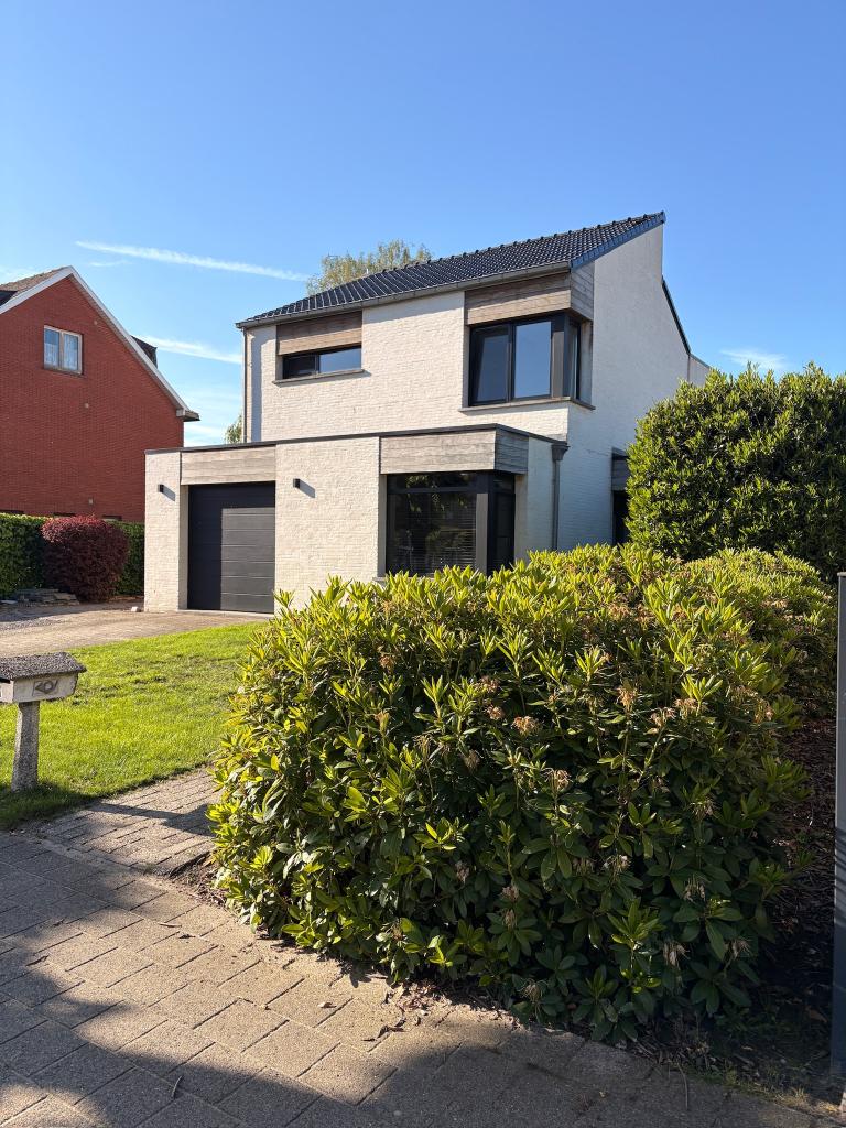 Huis te huur in Hoogstraten, Immo, Vrijstaande woning, Hoogstraten, Provincie Antwerpen, 4 kamers