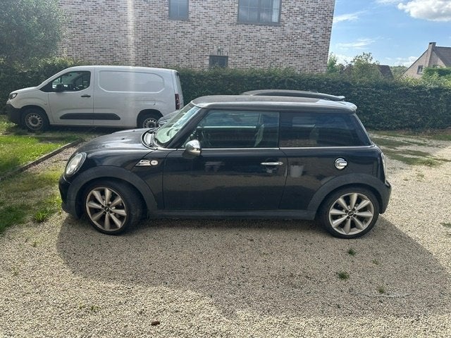 Mini one essence 75 cv a réparer ou pour pièces, Euro 5, 1145 kg, 72 kW, Boîte manuelle