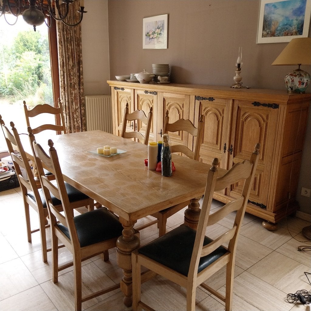 Eetkamer, Ophalen