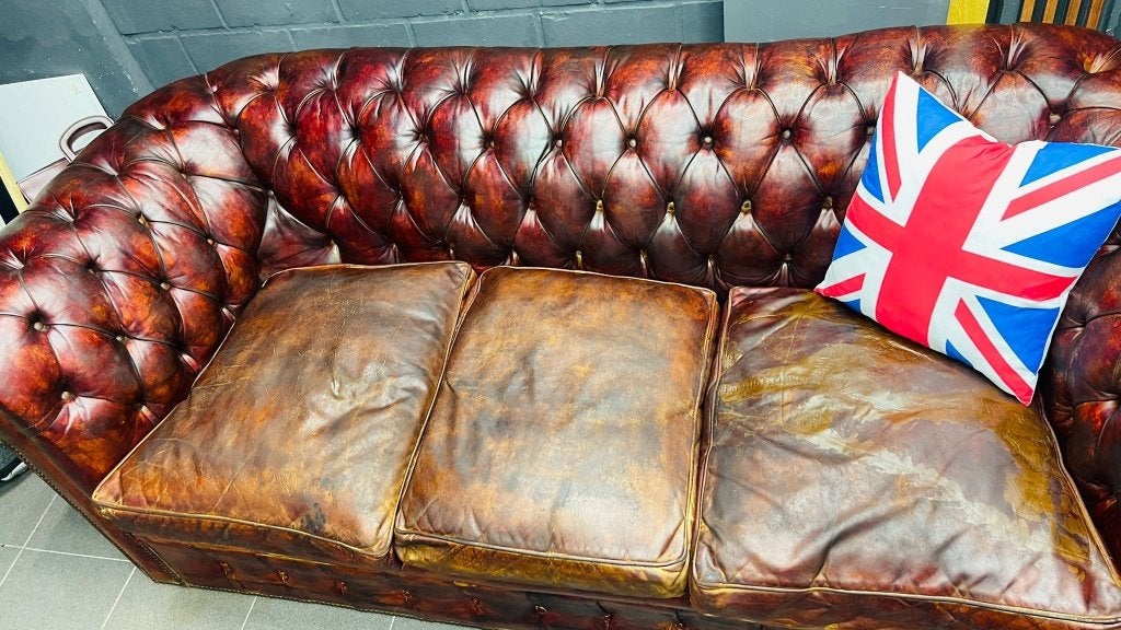 Canapé Chesterfield de qualité 3 places COLLECTOR 375€, Enlèvement